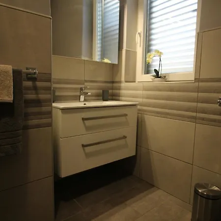 Konukevi Lady M In - Istrien Rabac