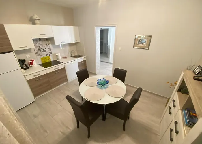 Gostinjska kuća Lady M In - Istrien 4*